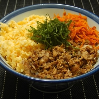 鯖そぼろ丼